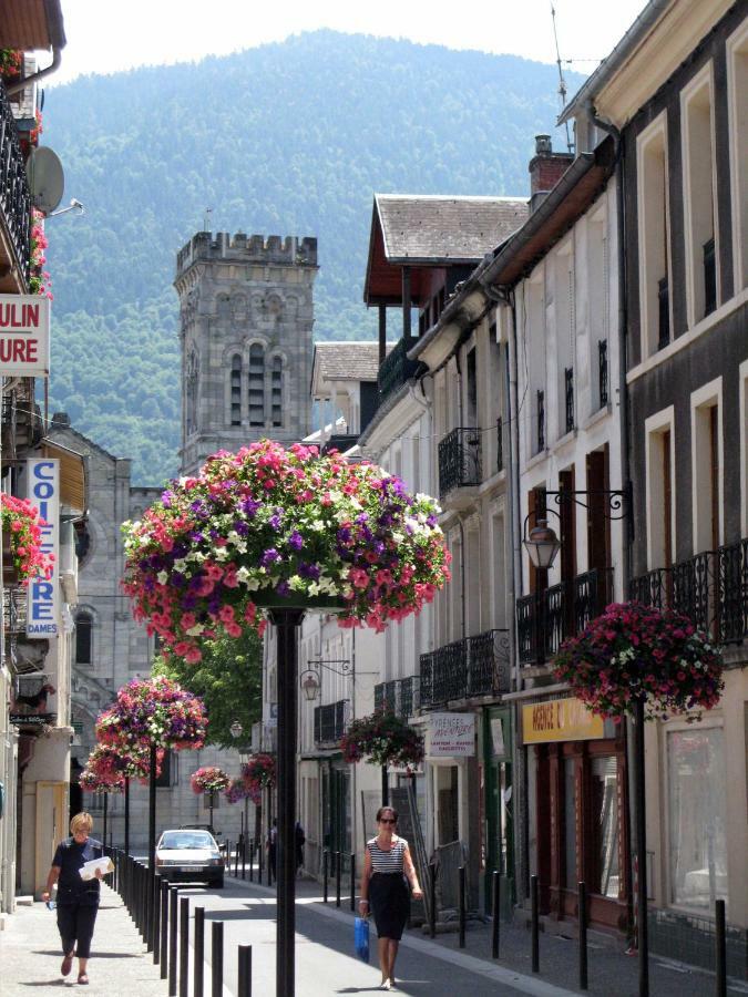 Appartement Proche Station Bagneres-de-Luchon Bagian luar foto